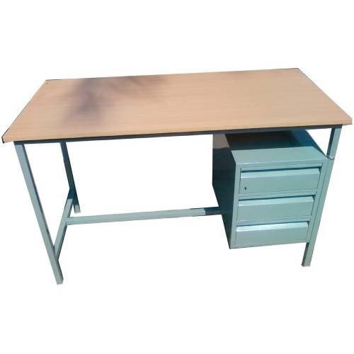 Standard Size Office Desk with 3 Lockable Drawers Manufacturers in Delhi